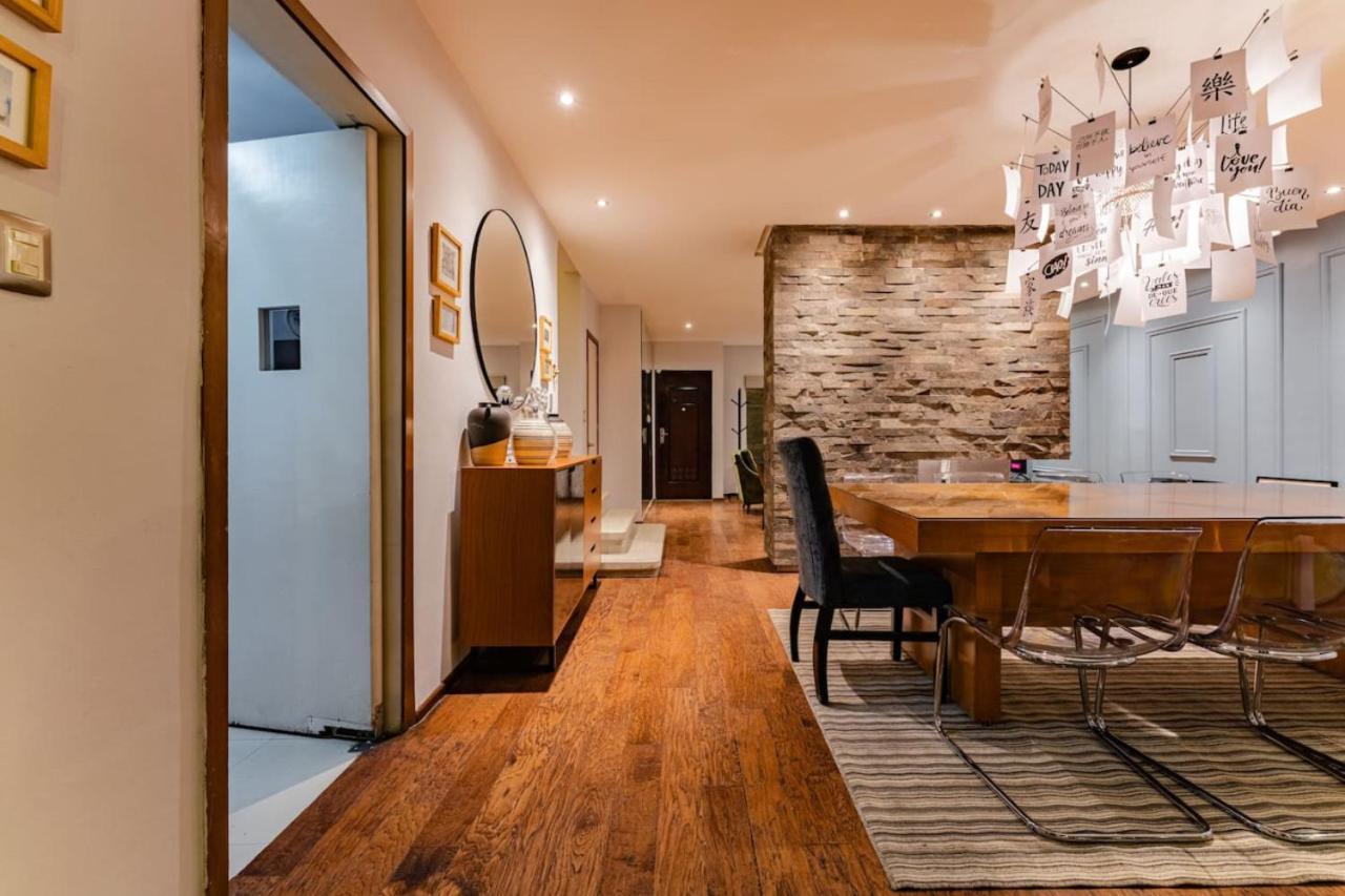 Three-story House With Rooftop 15pax Polanco Area *
