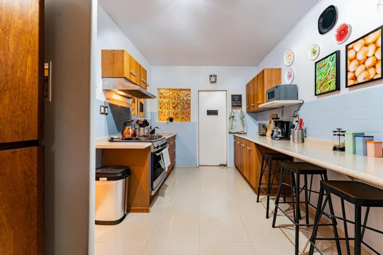 Three-story House With Rooftop 15pax Polanco Area Holiday home *