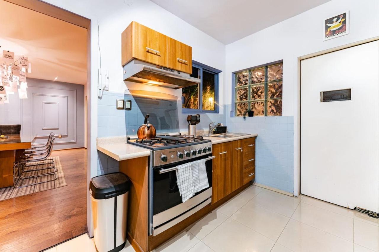 Three-story House With Rooftop 15pax Polanco Area Holiday home